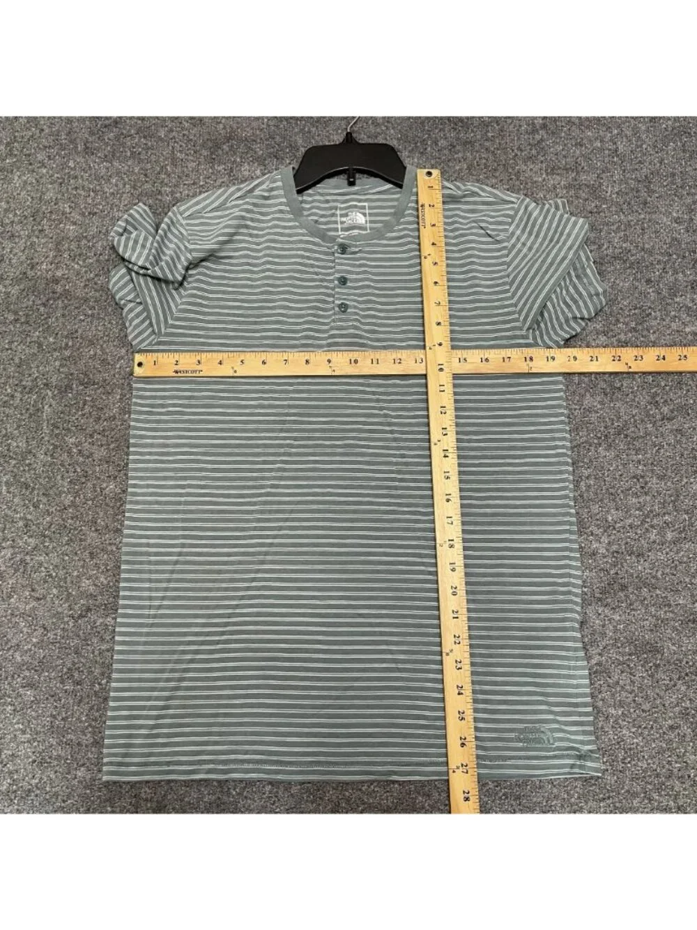 The North Face Mens M Striped Terrain Henley T-Shirt Cotton Blend Sage Green